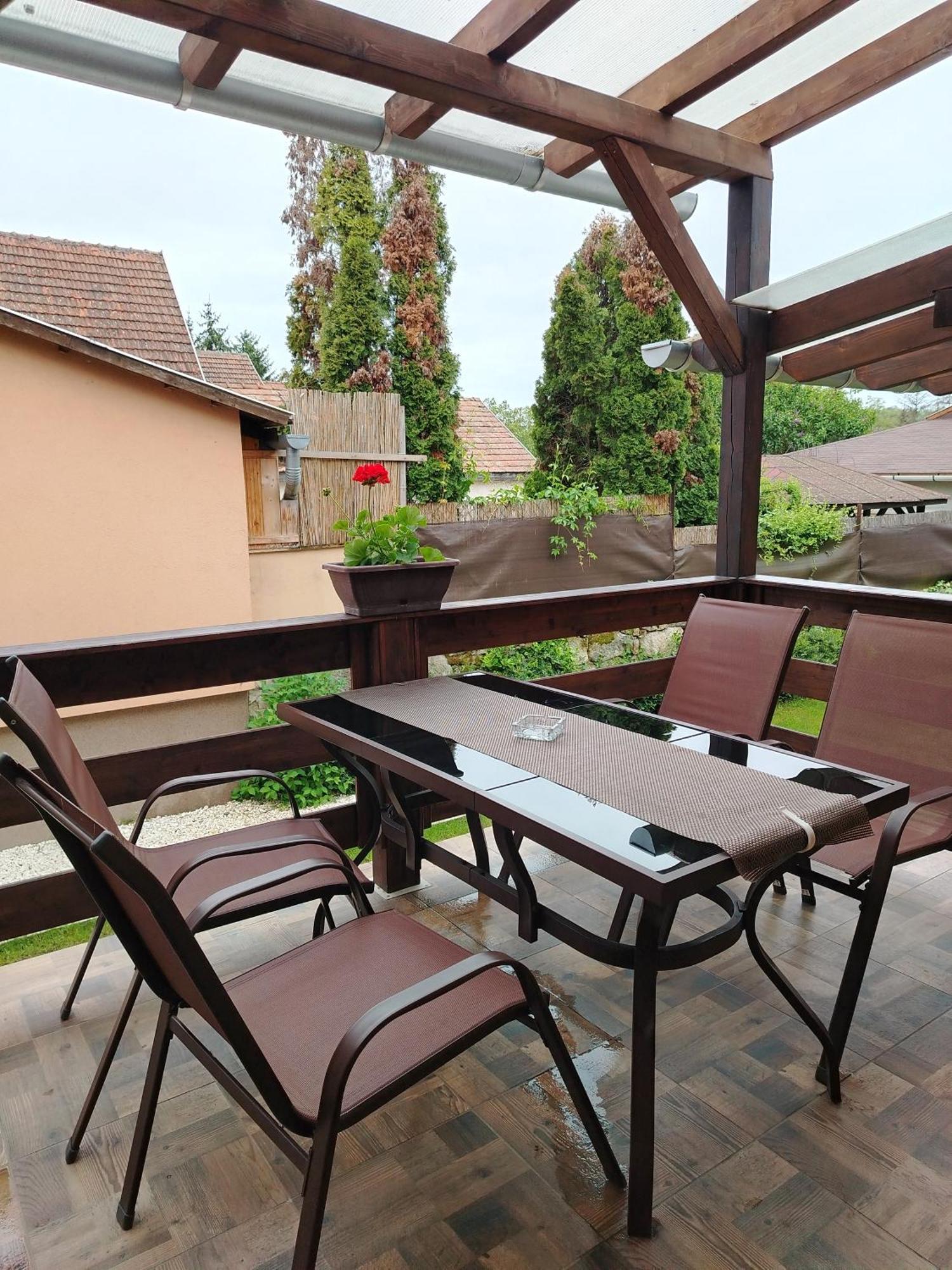 Kaptarko Apartmanhaz Demjén Zewnętrze zdjęcie
