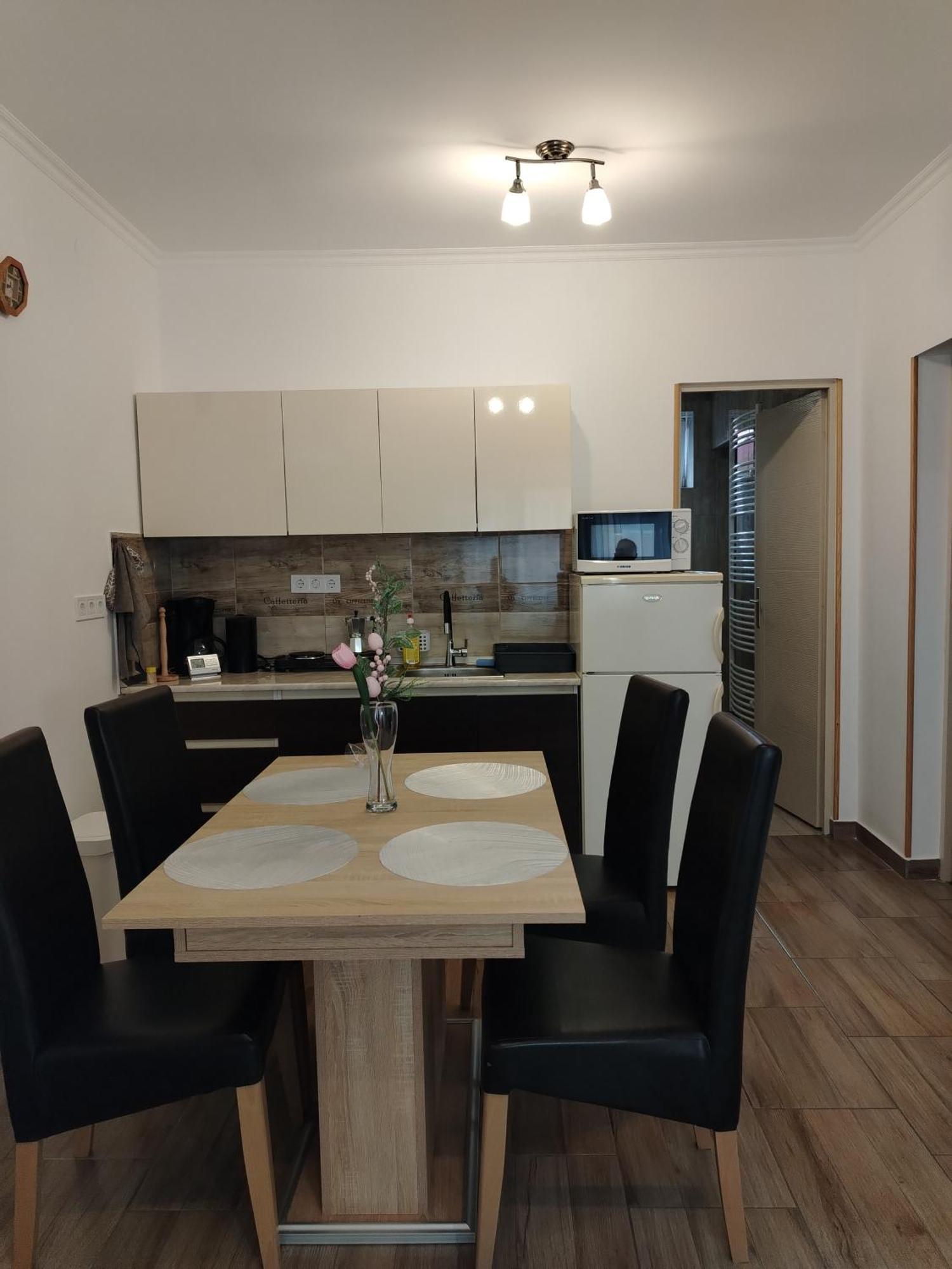 Kaptarko Apartmanhaz Demjén Zewnętrze zdjęcie
